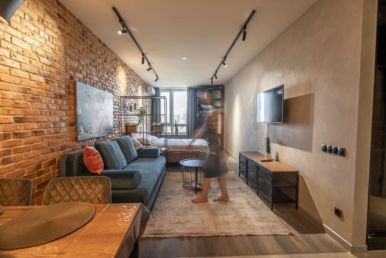 Slavutich Ecoloft Studios Kiev Exterior foto